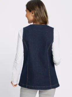 Jeansweste mit Schmuckknöpfen