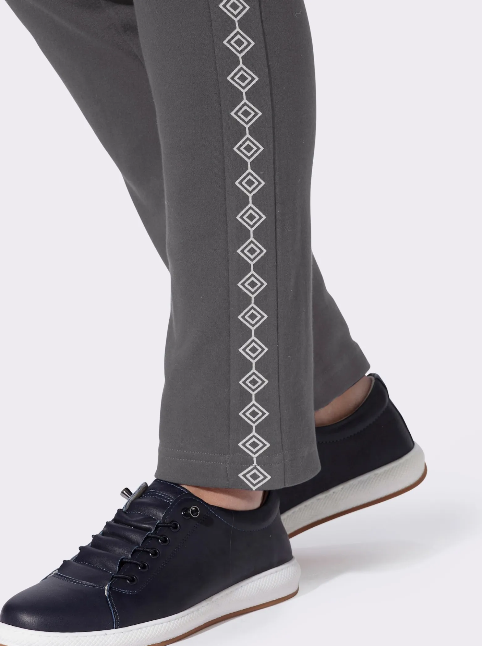 Jerseyhose mit figurfreundlichen Einsätzen