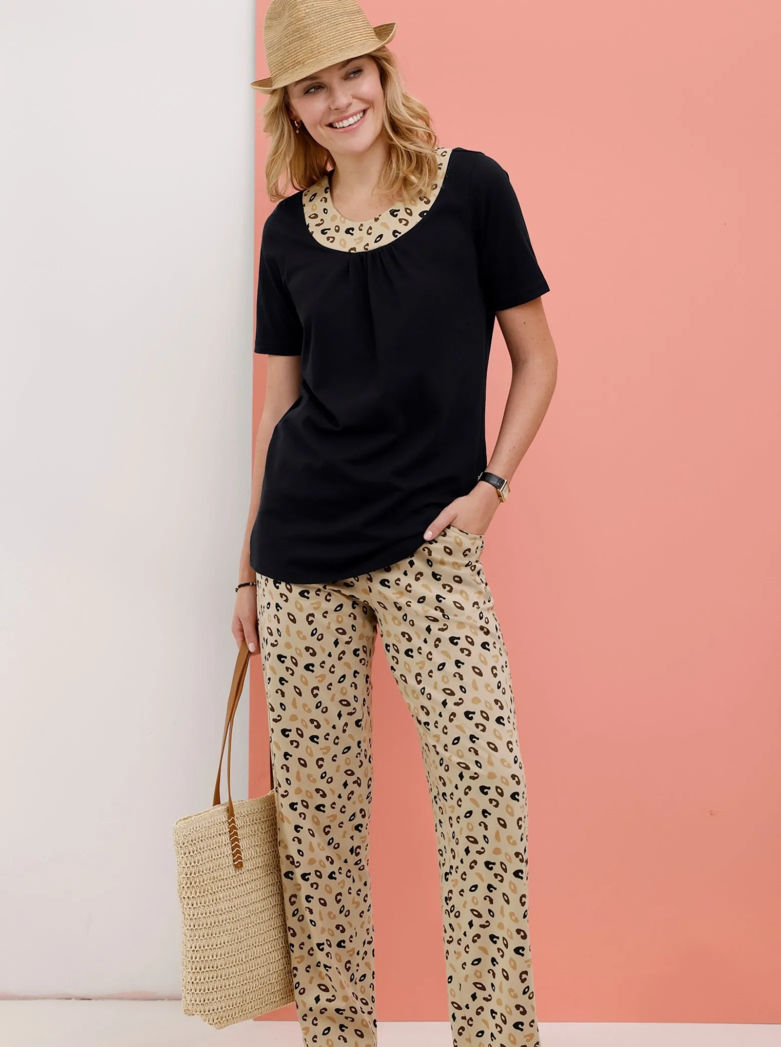 Jerseyhose mit Leo-Muster