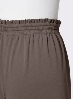 Jerseyhose mit Rüschen am Dehnbund