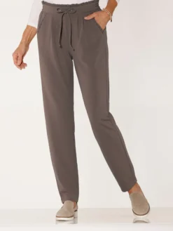 Jerseyhose mit Rüschen am Dehnbund