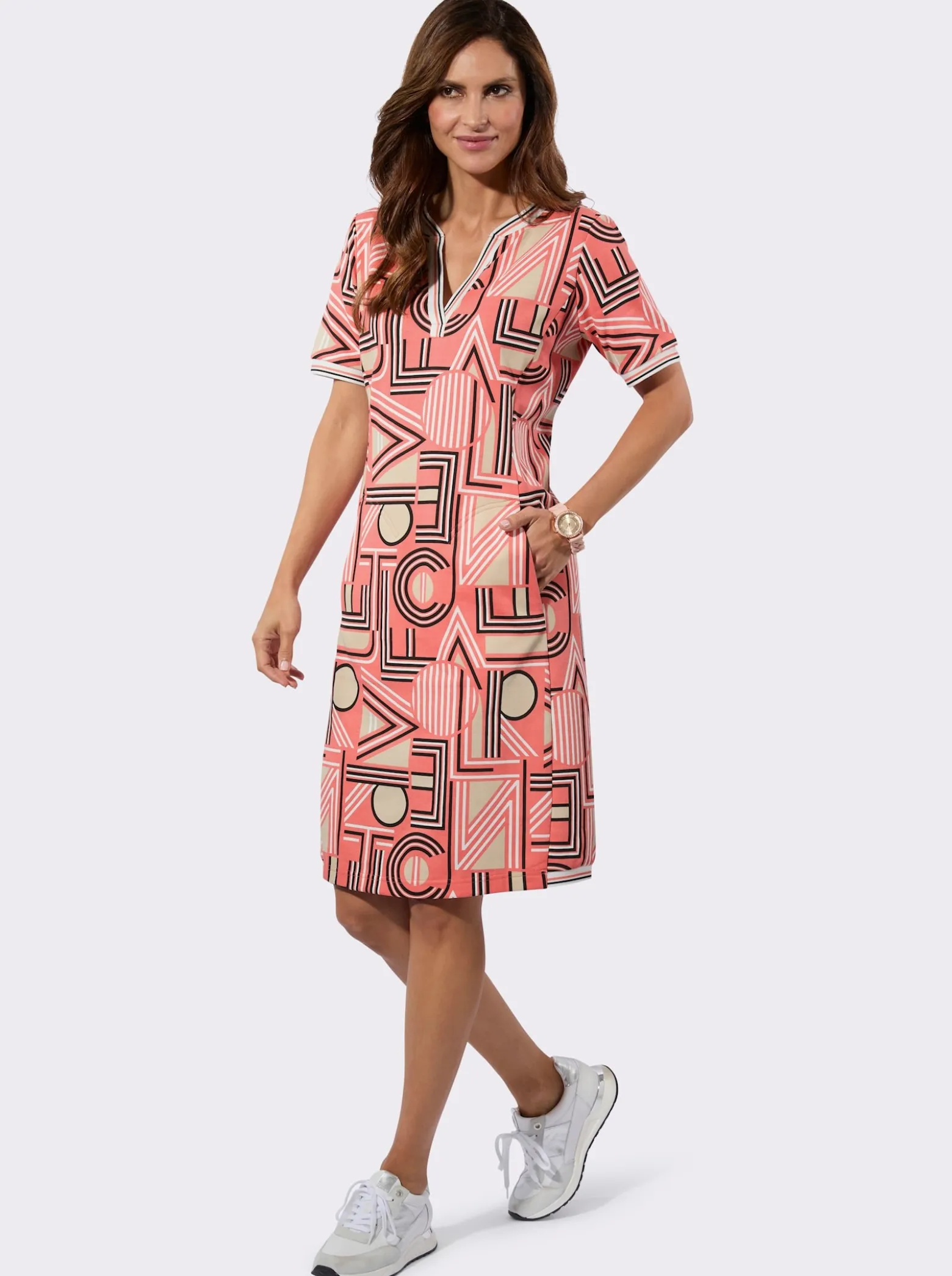 Jerseykleid im Lettering-Dessin