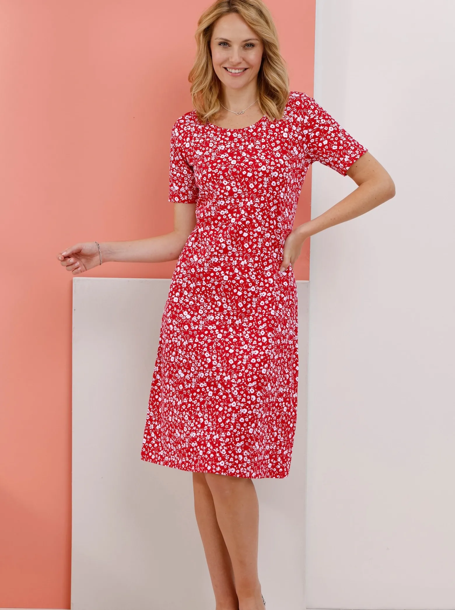 Jerseykleid im Millesfleurs-Dessin