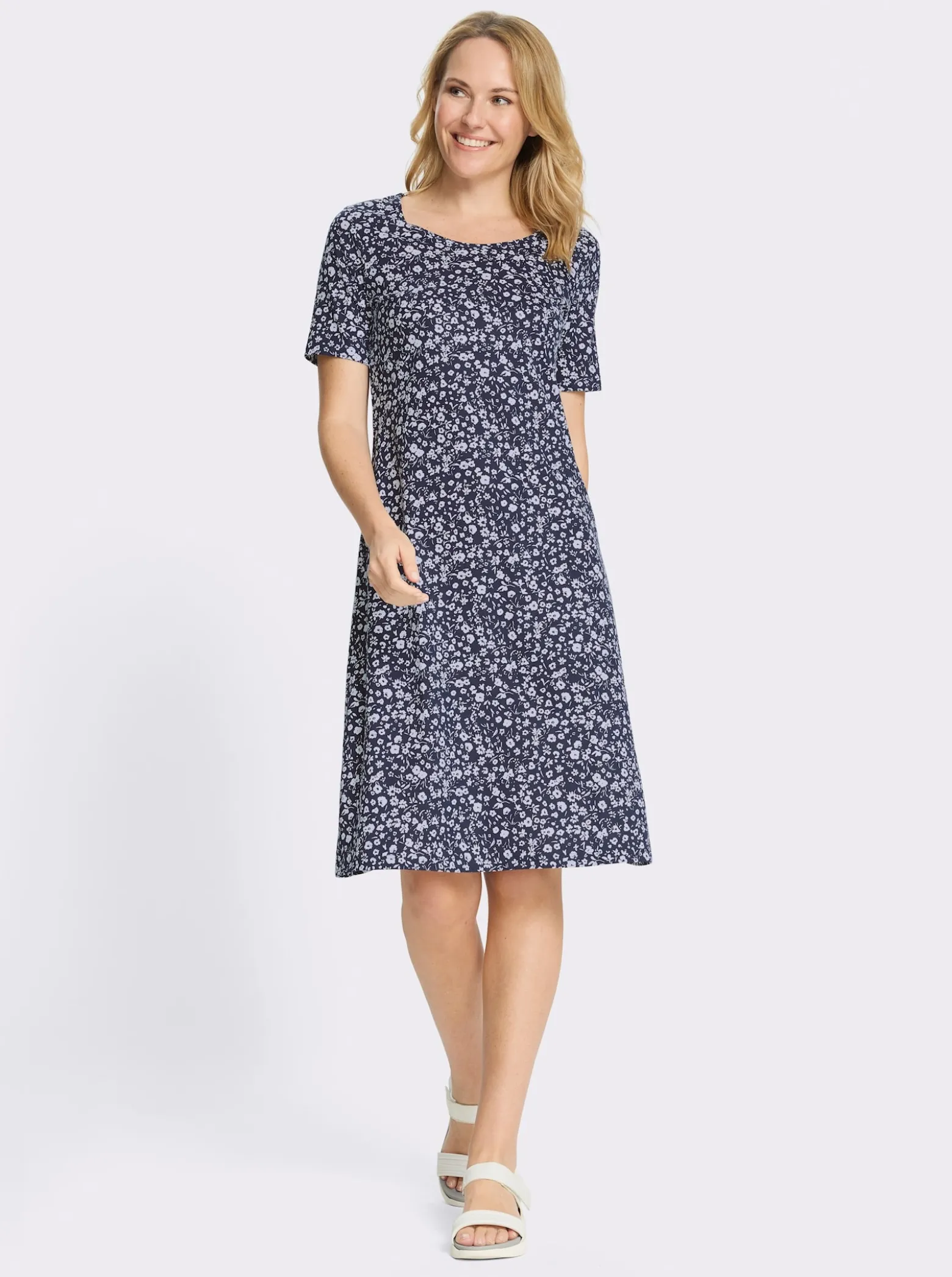 Jerseykleid im Millesfleurs-Dessin