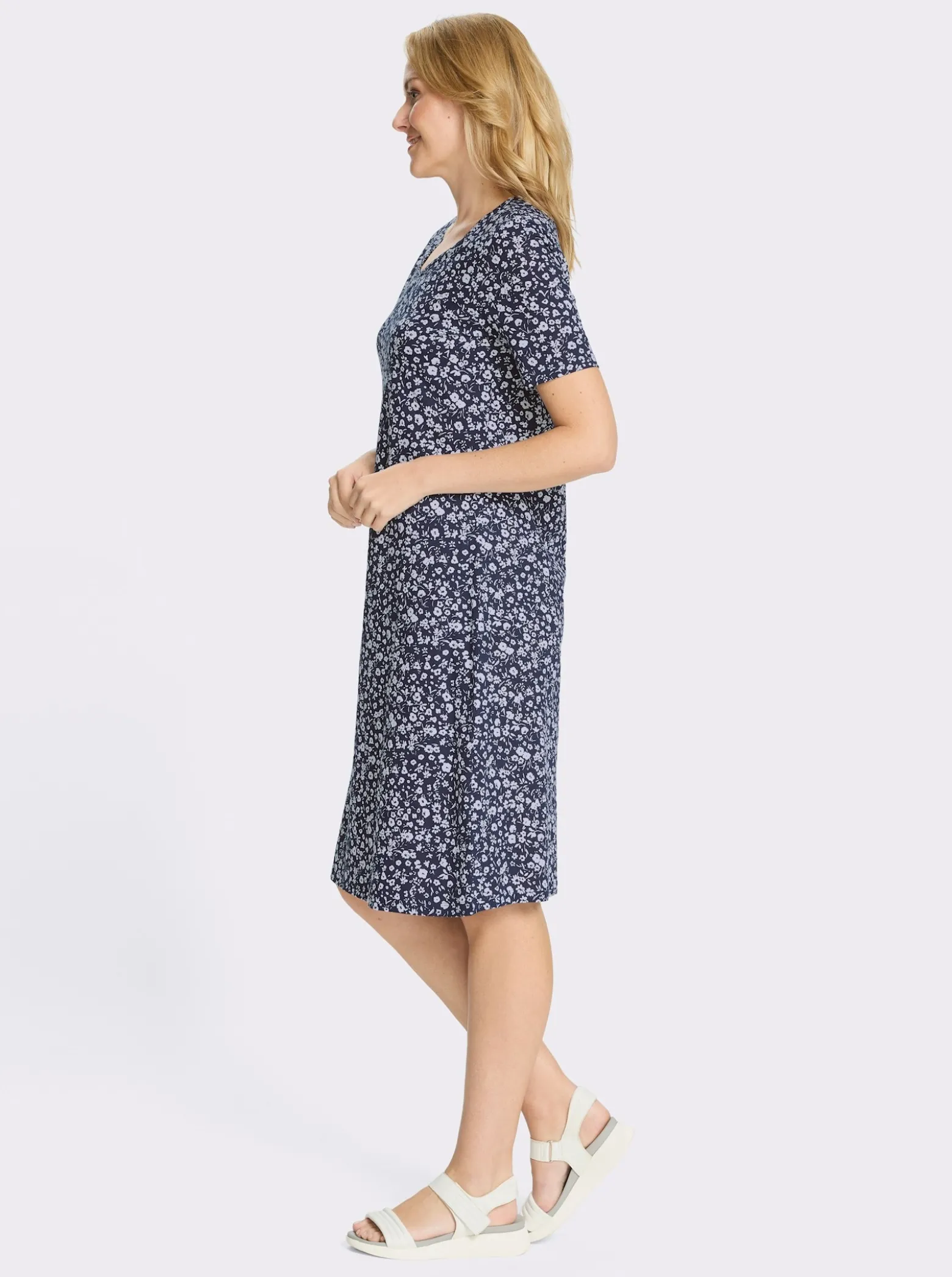 Jerseykleid im Millesfleurs-Dessin