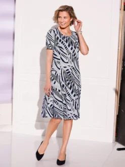 Jerseykleid in Bahnenform