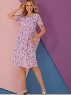Jerseykleid mit ausgestelltem Rockteil