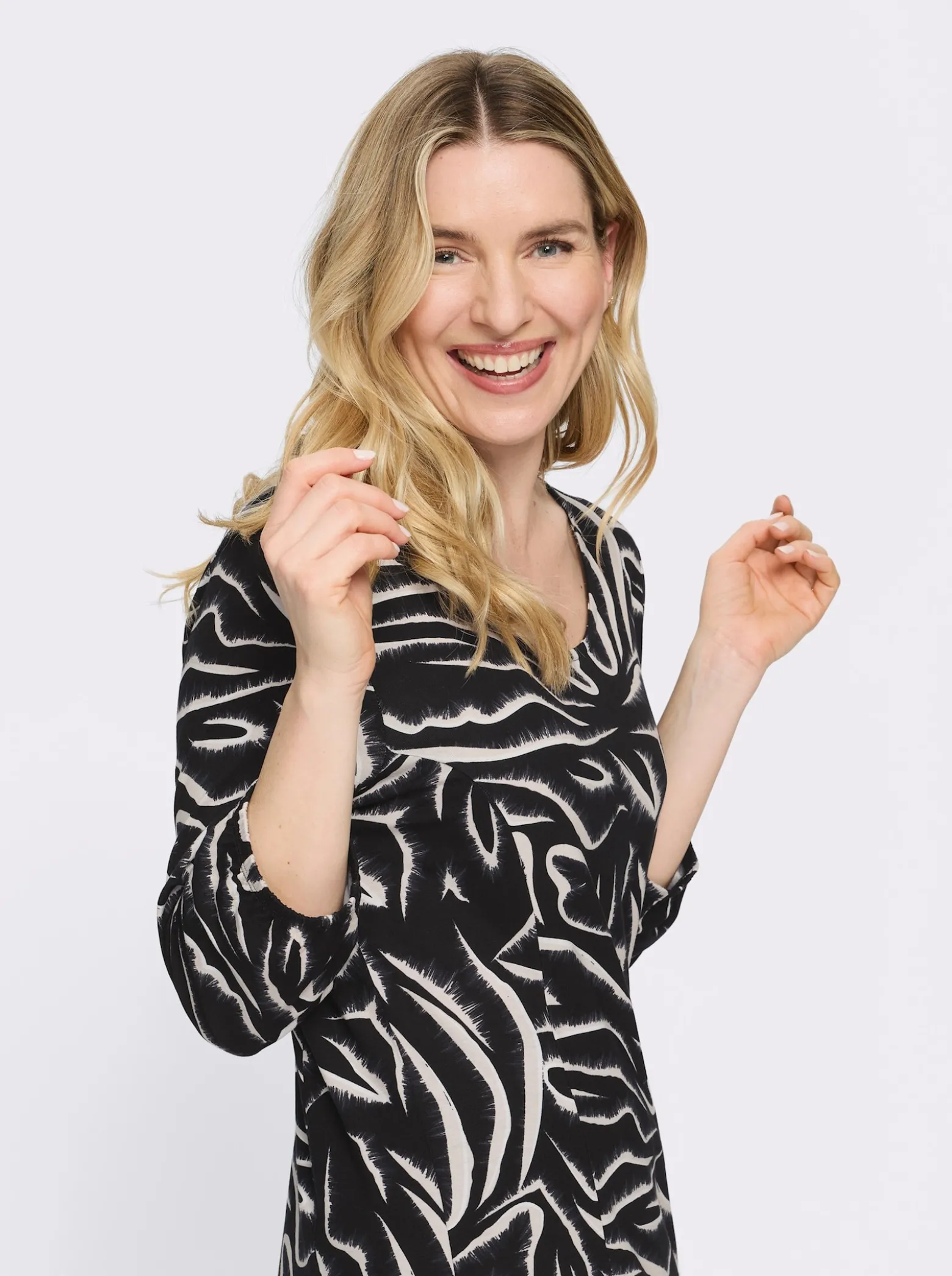 Jerseykleid mit ausgestelltem Rockteil