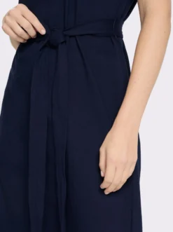 Jerseykleid mit Bindegürtel