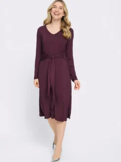 Jerseykleid mit fixiertem Bindegürtel