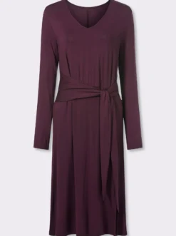 Jerseykleid mit fixiertem Bindegürtel