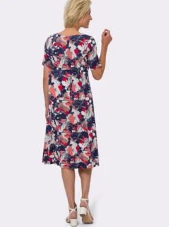 Jerseykleid mit kurzen Ärmeln