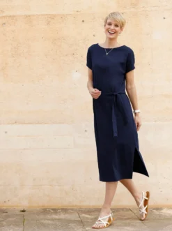 Jerseykleid mit U-Boot-Ausschnitt