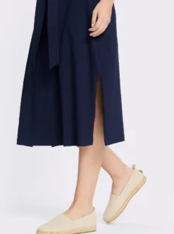 Jerseykleid mit U-Boot-Ausschnitt
