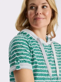 Kapuzenshirt mit kurzen Ärmeln