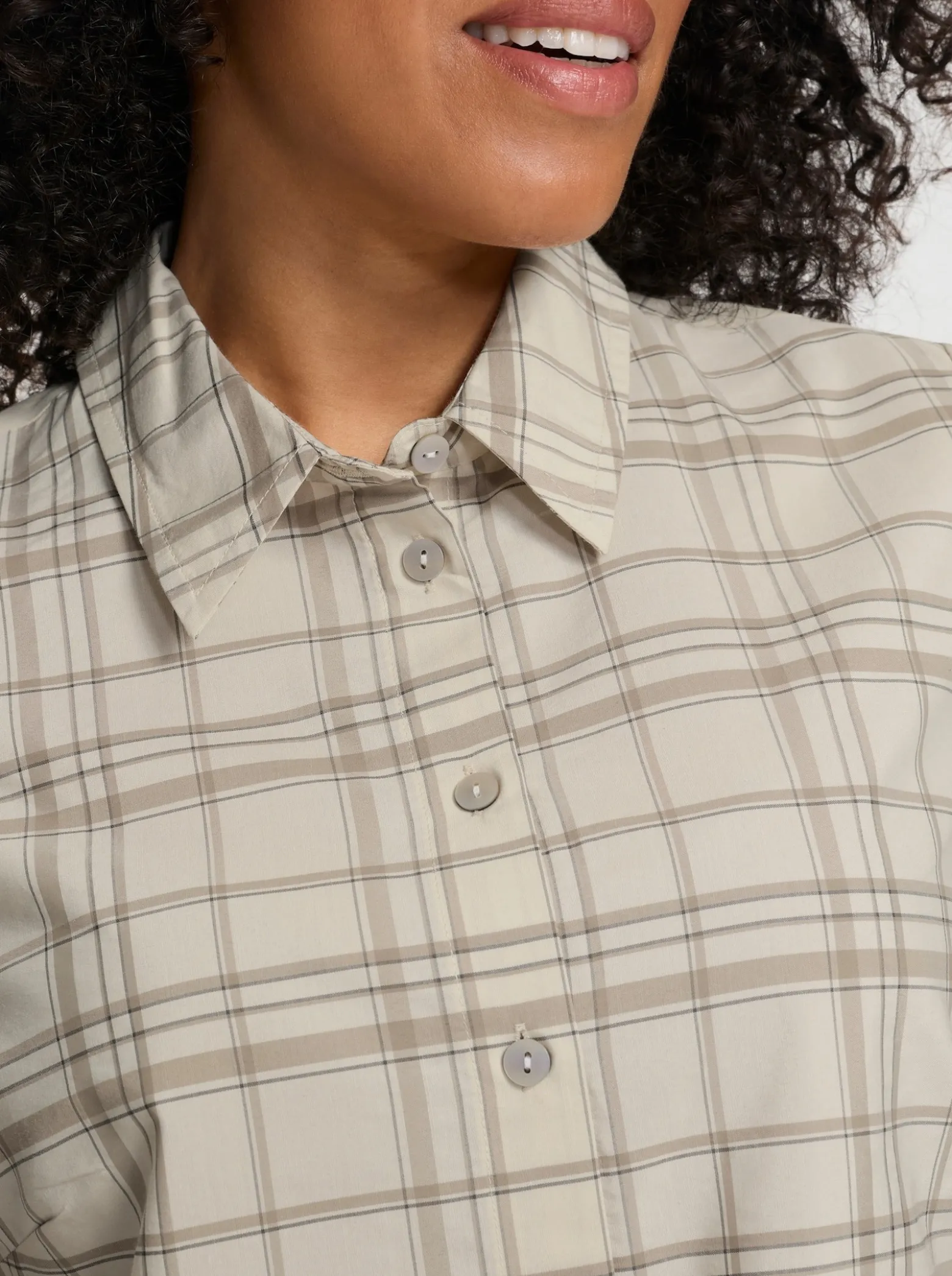 Karobluse mit abgerundetem Saum