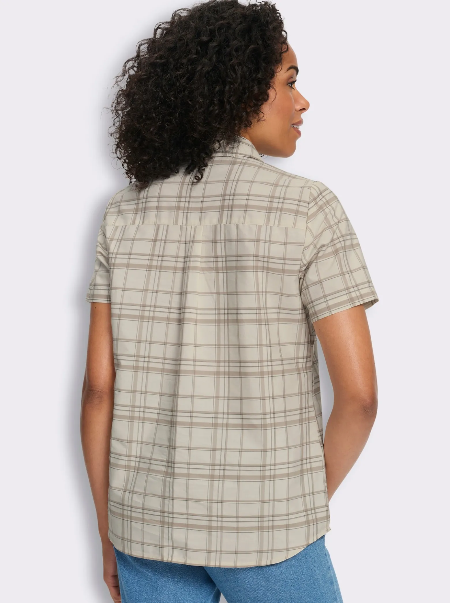 Karobluse mit abgerundetem Saum