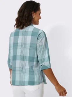 Karobluse mit aufgesetzten Brusttaschen