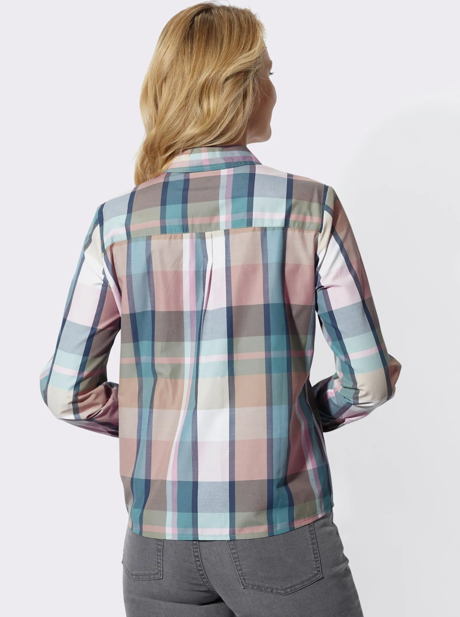Karobluse mit Krempelärmeln