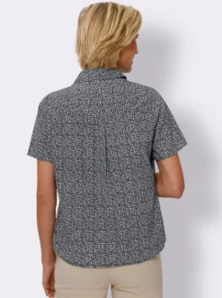Kurzarm-Bluse im floralen Dessin