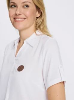 Kurzarmbluse mit Applikation in Leder-Optik