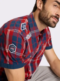 Kurzarmhemd mit dekorativen Patches