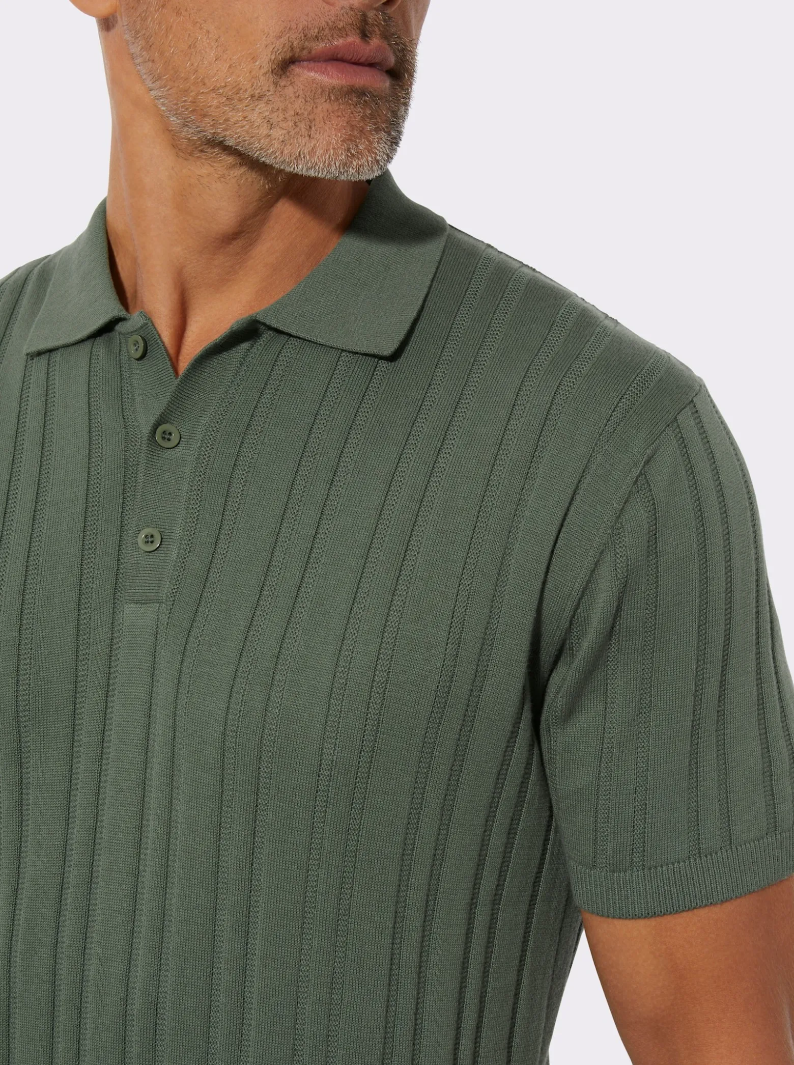 Kurzarmpullover mit 3D-Struktur