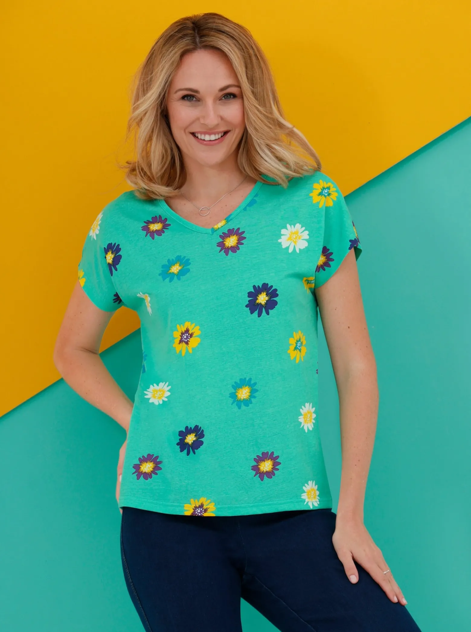 Kurzarmshirt aus Baumwolle, geblümt