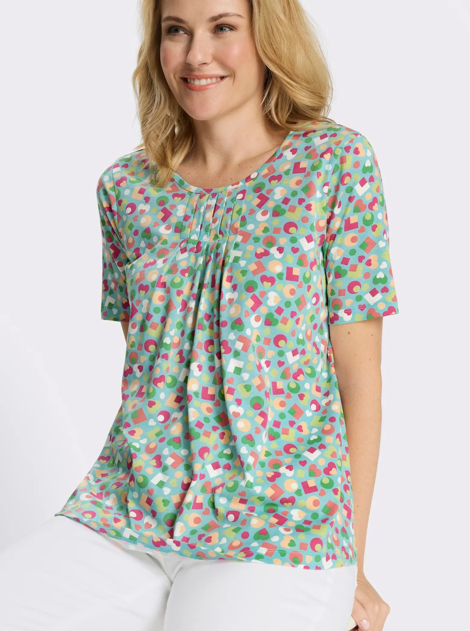 Kurzarmshirt im bunten Allover-Print