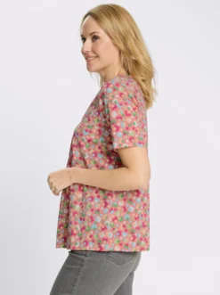Kurzarmshirt im bunten Allover-Print