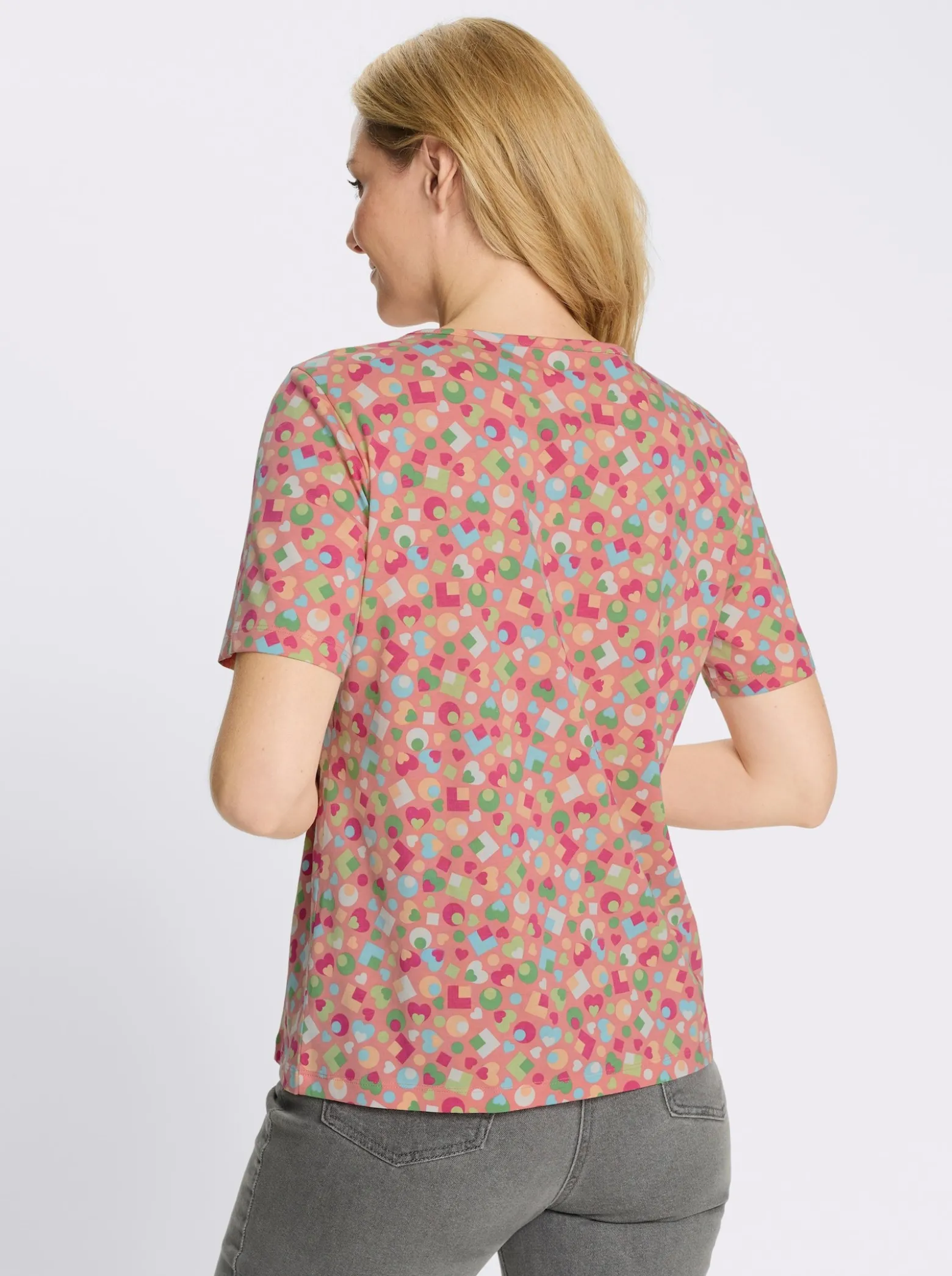Kurzarmshirt im bunten Allover-Print