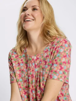 Kurzarmshirt im bunten Allover-Print