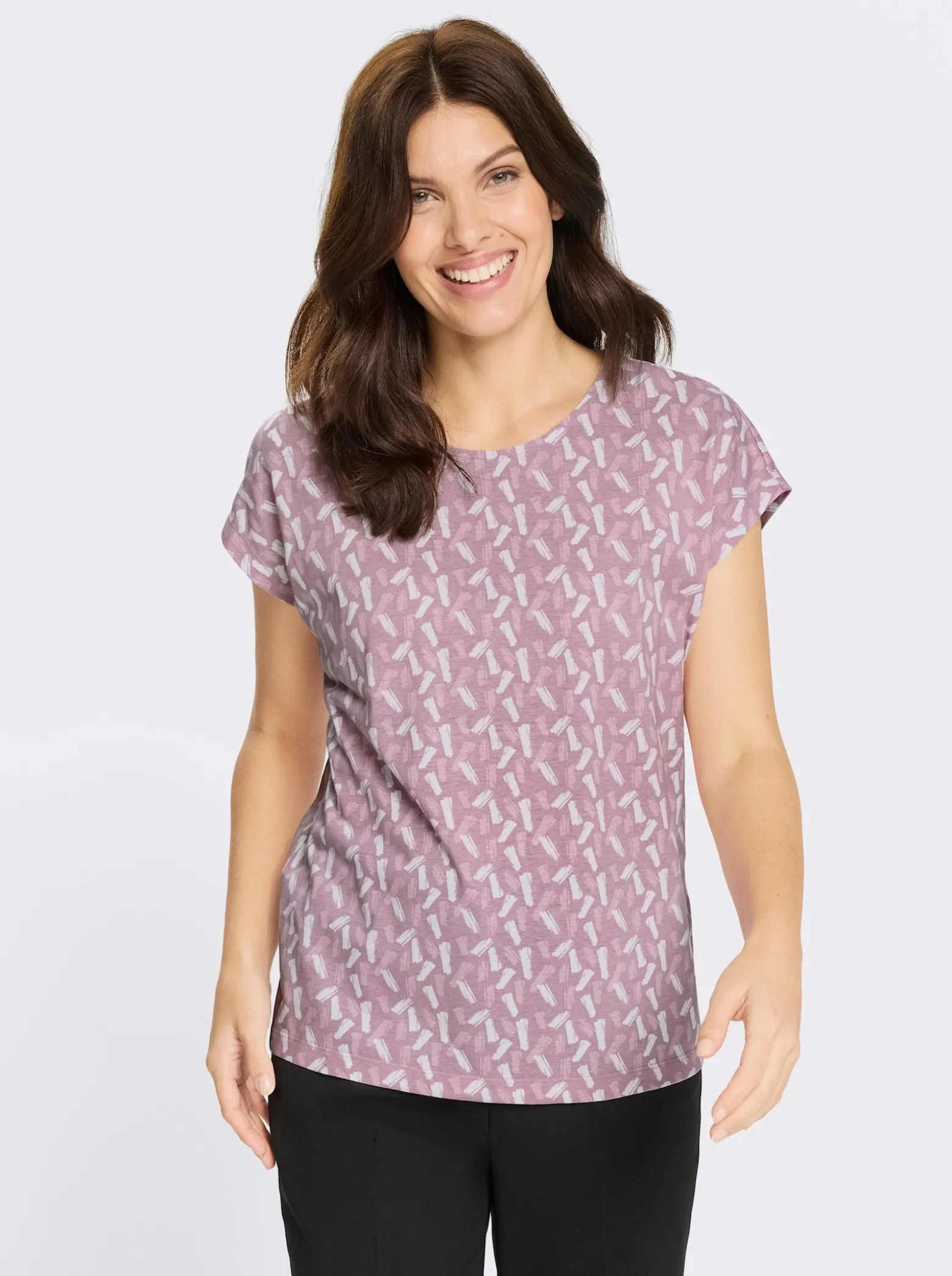 Kurzarmshirt im farbharmonischen Druckmuster