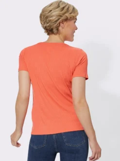 Kurzarmshirt in elastischer Ripp-Qualität