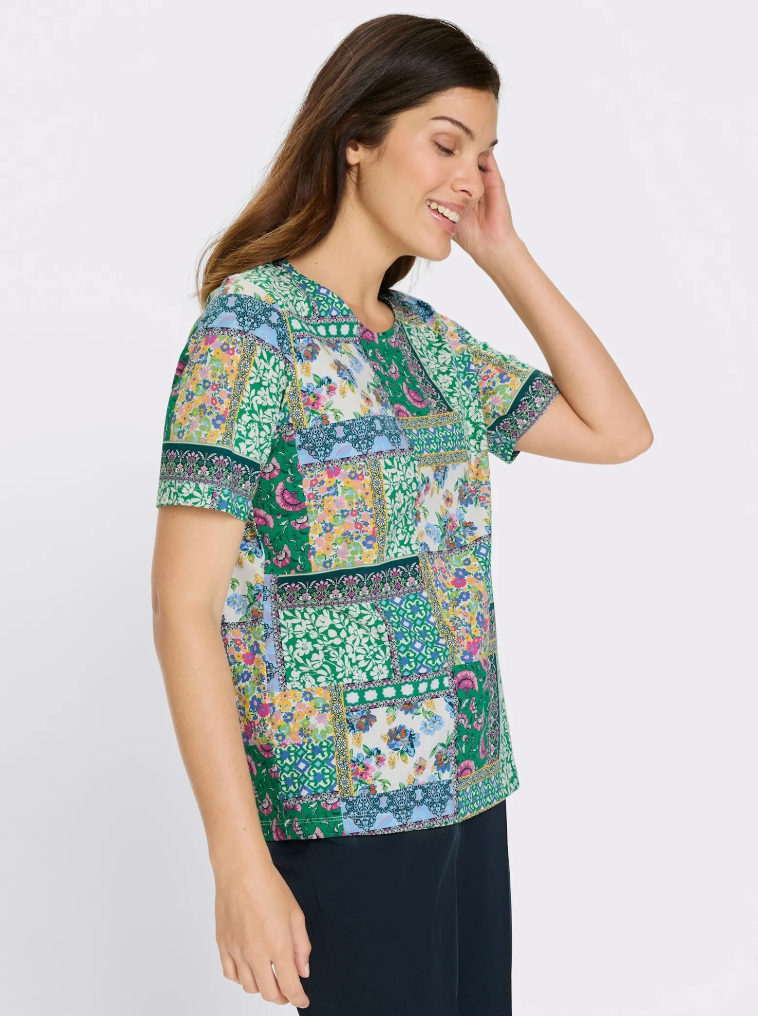 Kurzarmshirt in Patch-Optik