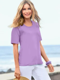 Kurzarmshirt in taillierter Form