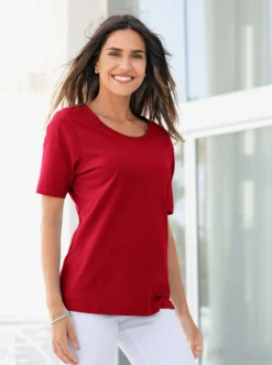 Kurzarmshirt in taillierter Form