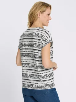 Kurzarmshirt mit überschnittenen Schultern