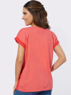 Kurzarmshirt mit überschnittenen Schultern