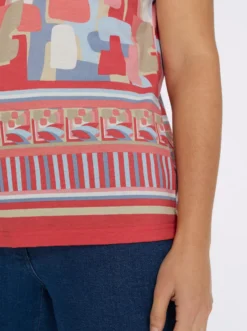 Kurzarmshirt mit buntem Bordüren-Druck