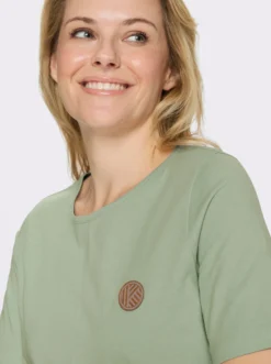 Kurzarmshirt mit elastischem Saum