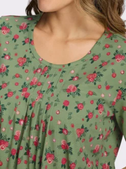 Kurzarmshirt mit Falten am Ausschnitt