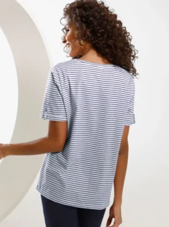 Kurzarmshirt mit fixiertem Ärmel-Aufschlag