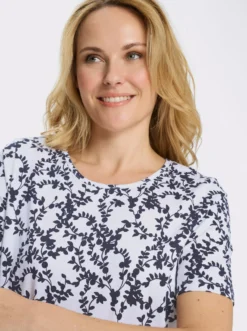 Kurzarmshirt mit floralem Muster