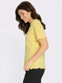 Kurzarmshirt mit gewellten Abschlüssen