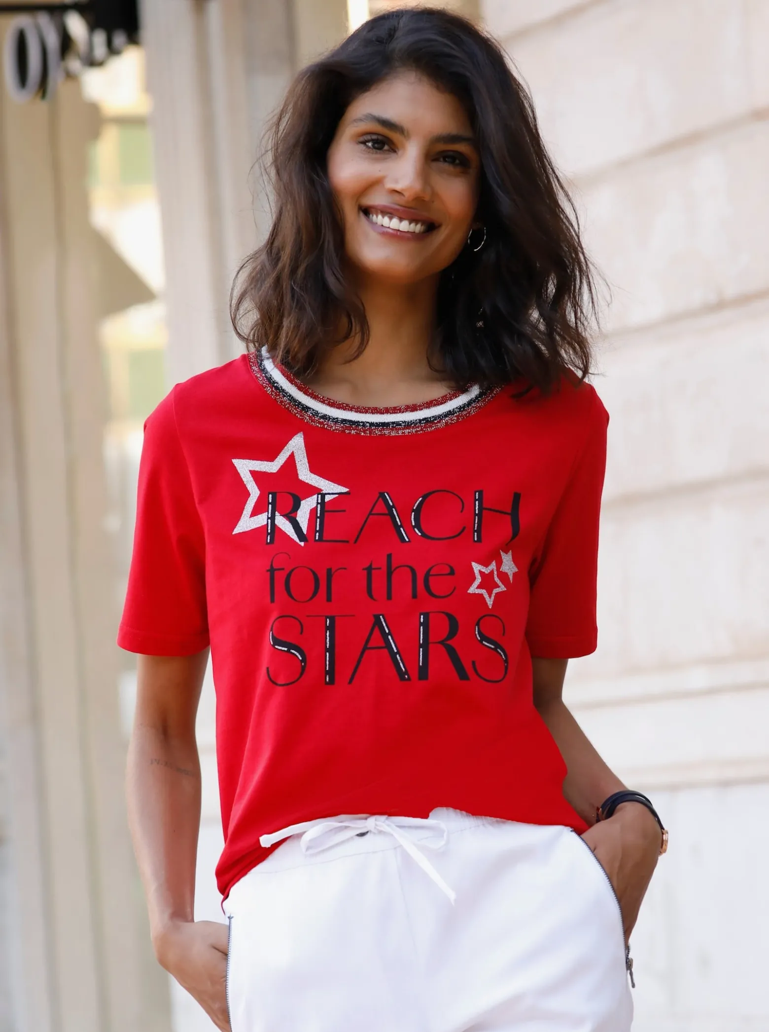 Kurzarmshirt mit Glanz-Details