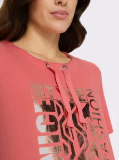 Kurzarmshirt mit glänzendem Druckmuster