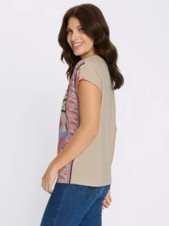 Kurzarmshirt mit großem Print vorne