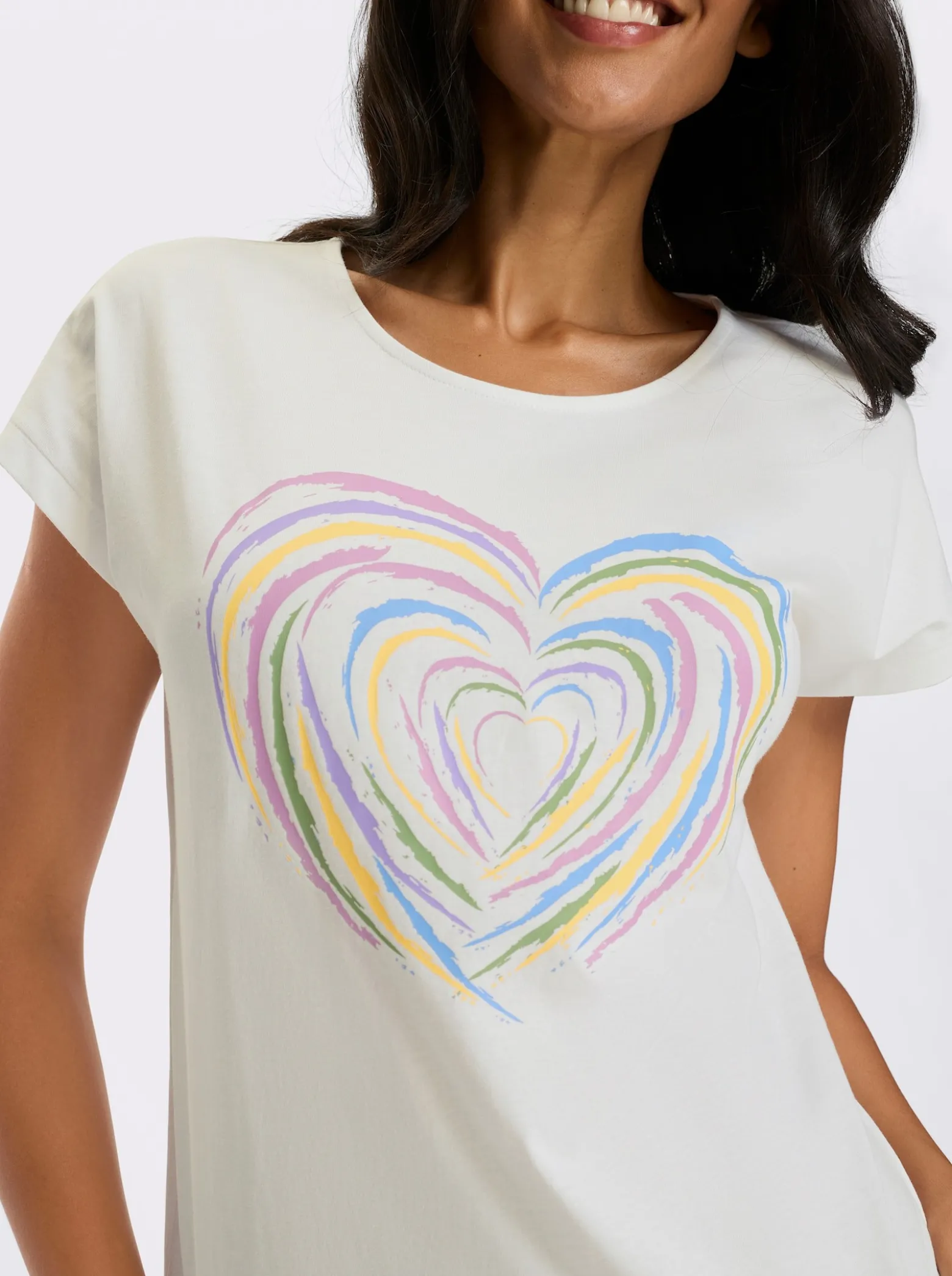 Kurzarmshirt mit Herz-Motiv
