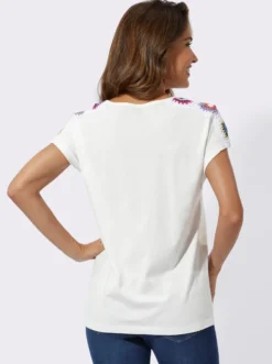 Kurzarmshirt mit Häkelspitze
